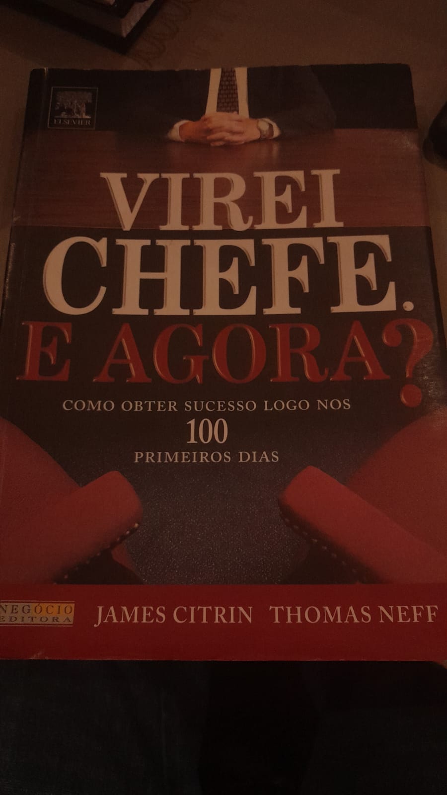 Virei chefe e agora